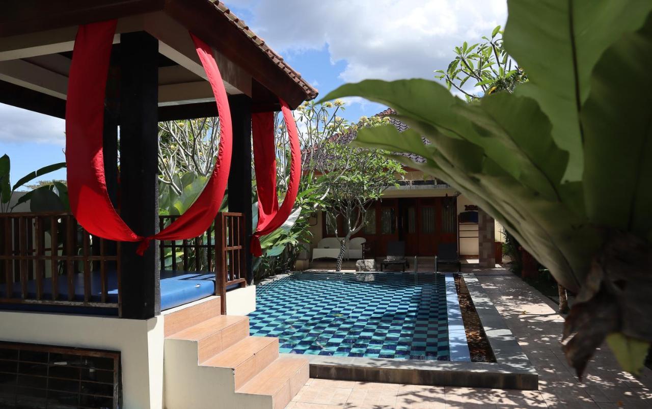 Rosseno Villa ยอกยาการ์ตา ภายนอก รูปภาพ