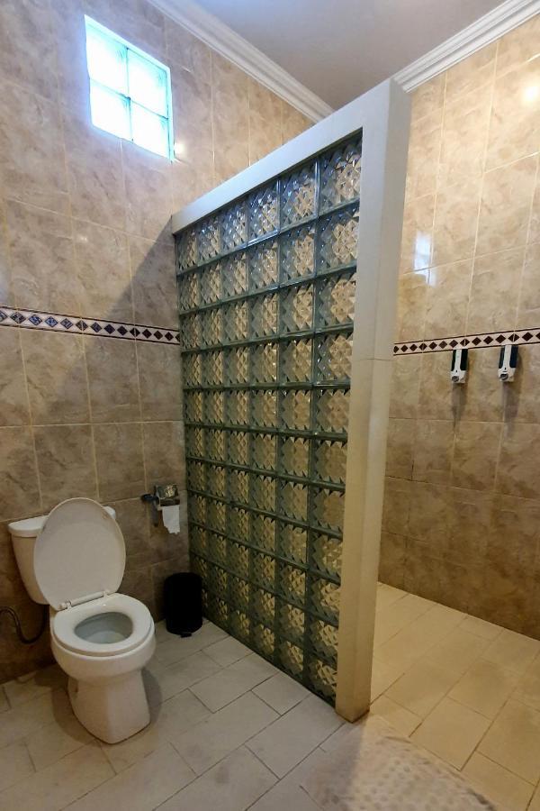 Rosseno Villa ยอกยาการ์ตา ภายนอก รูปภาพ