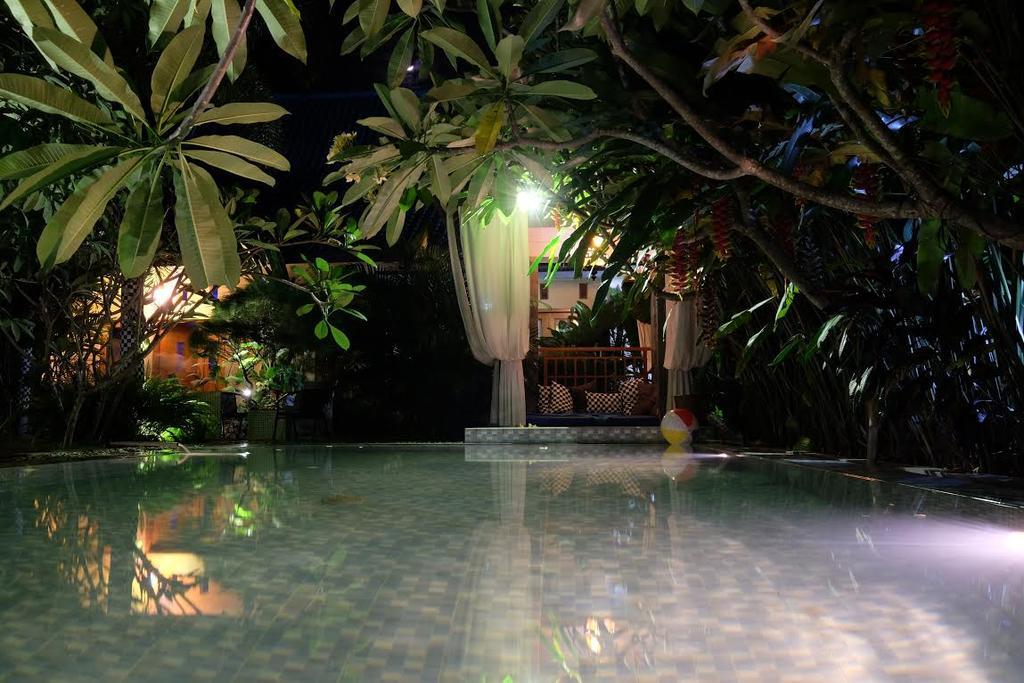 Rosseno Villa ยอกยาการ์ตา ภายนอก รูปภาพ